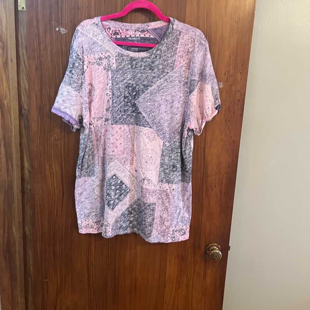 Torrid size 2 Stylish Pink and Gray Patchwork Top EUC